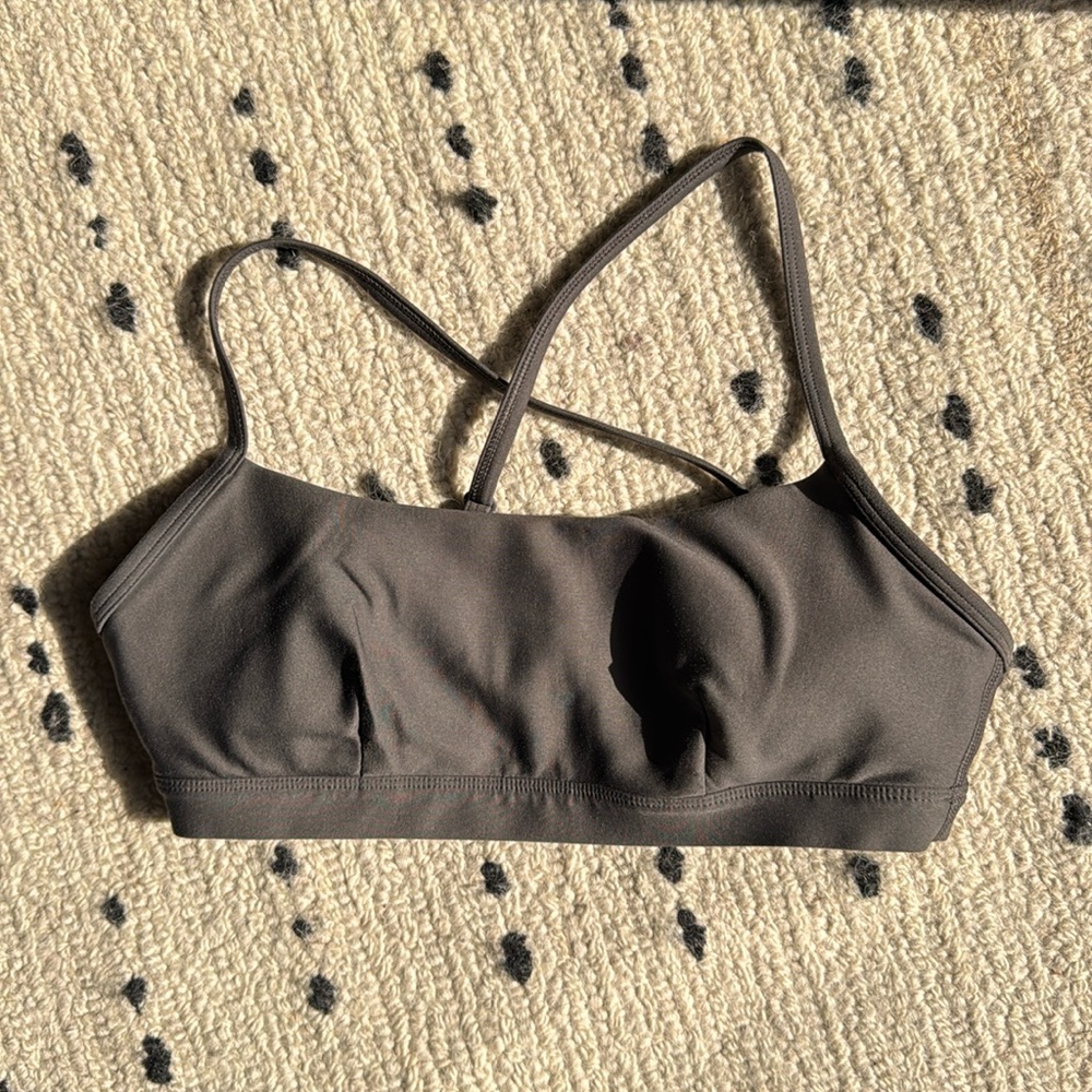 Aritzia bra